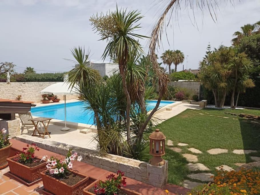 Villa Karmarea Мола ди Бари Екстериор снимка